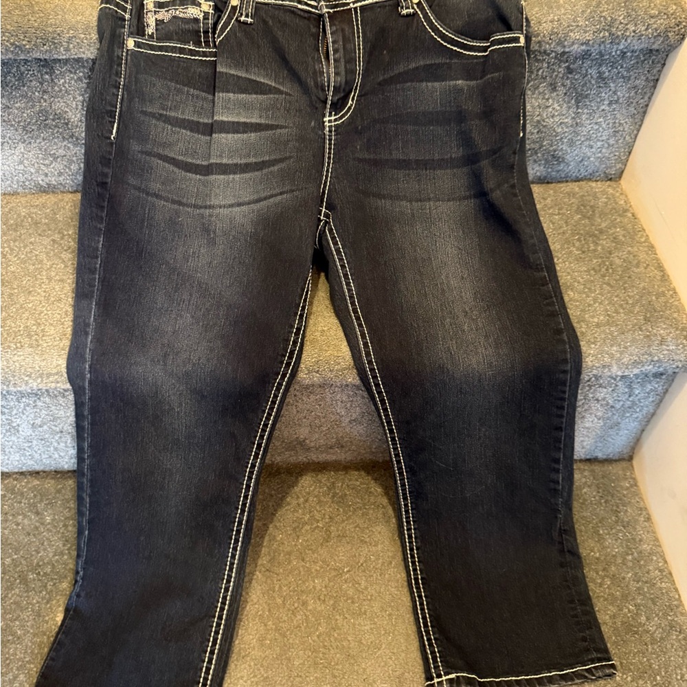 Women's Dark Wash Denim Capris